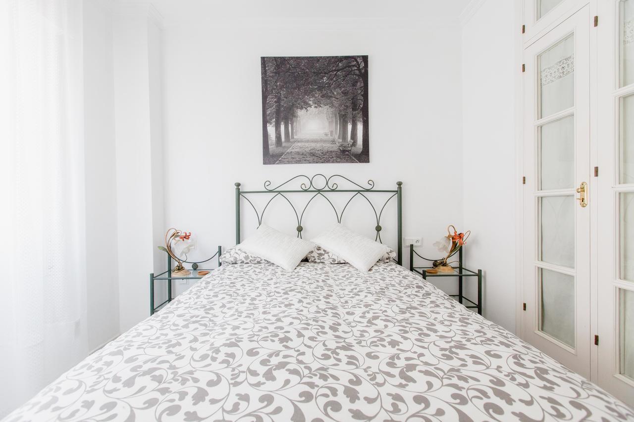 Apartamentos Las Huertas กาดิซ ภายนอก รูปภาพ